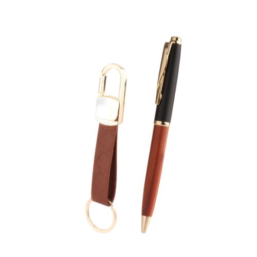 small set of Pen & keychain